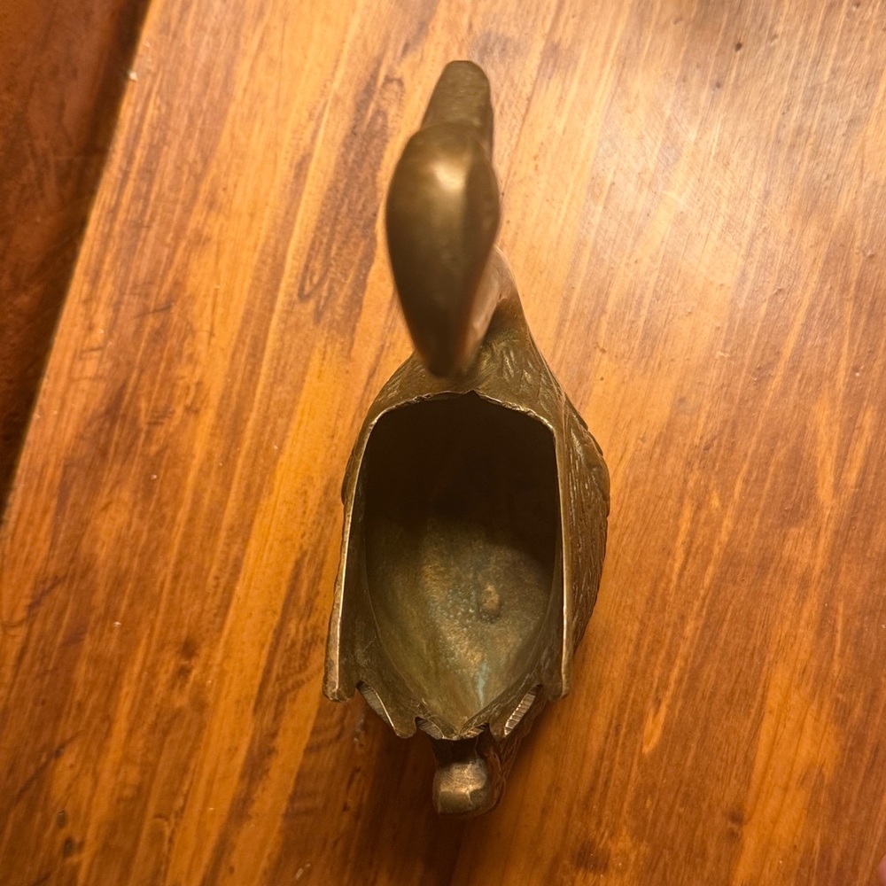 Brass Swan Trinket Holder - Picture 3 of 3